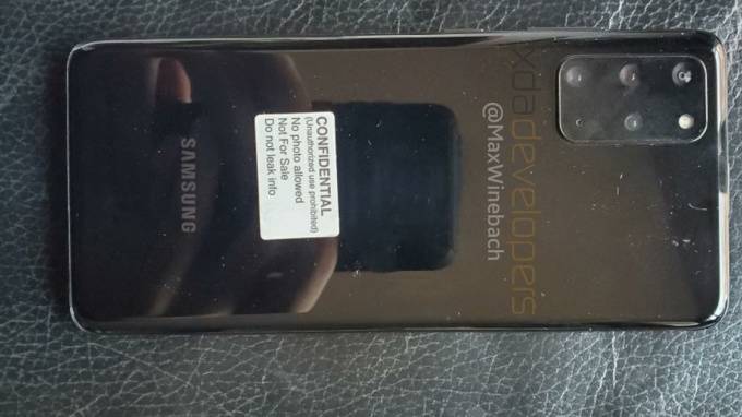 Появились первые живые фото нового Samsung Galaxy S20+ 5G