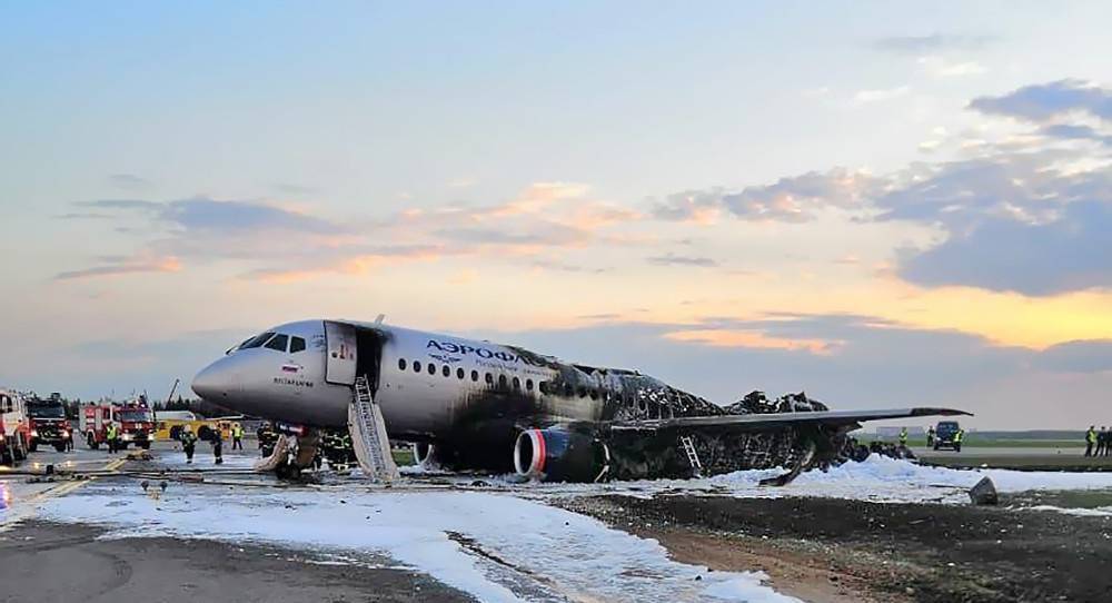 СК назвал окончательную причину авиакатастрофы SSJ-100 в Шереметьево