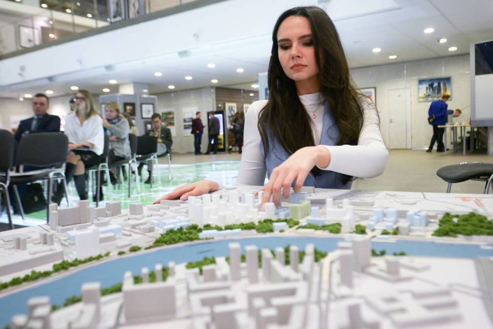 Свыше 400 объектов за год построили инвесторы в Москве