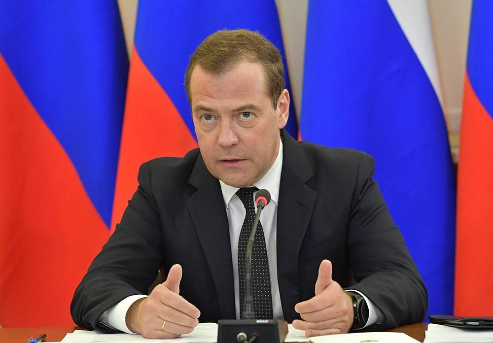 Медведев выделил 22 млн на закупку иностранных лекарств для детей