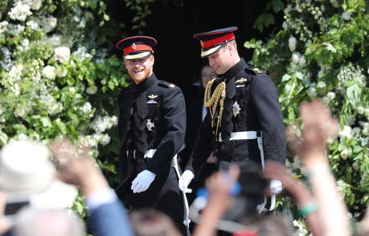 Принцы Гарри и Уильям опровергли информацию о травле в королевской семье