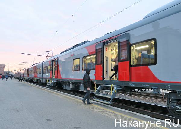 Вагоны "Ласточки", которая начнет ходить между Курганом и Екатеринбургом в апреле, будут с розетками и кондиционерами