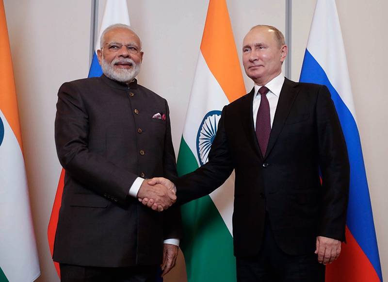 Путин обсудил с премьером Индии ситуацию в Персидском заливе
