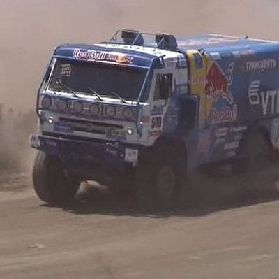 Экипаж Каргинова выиграл третий этап подряд на ралли "Дакар" в категории грузовиков