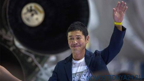 Японский миллиардер ищет женщину для полета на Луну