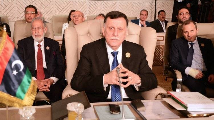 Глава ПНС Ливии Саррадж отказался от переговоров с фельдмаршалом ЛНА Хафтаром в Москве