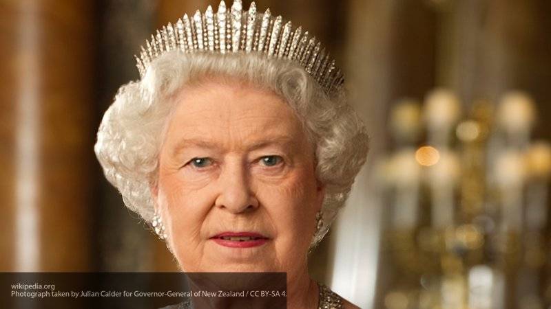 Елизавета II поддержала решение принца Гарри и Меган Маркл по отказу от привилегий