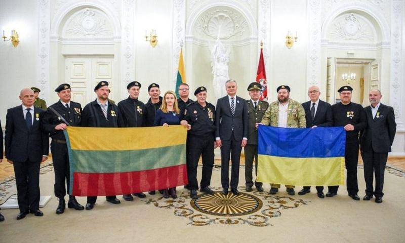 Литва наградила сепаратистов всех мастей за «освобождение Вильнюса» от СССР
