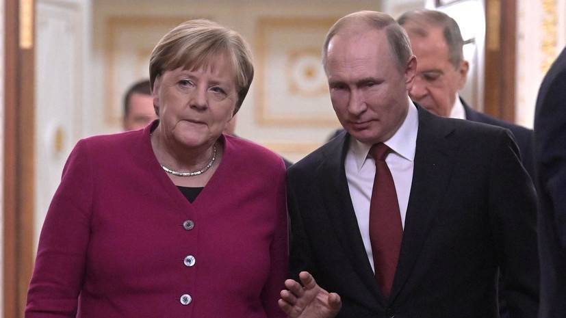 Путин и Меркель обсудили ливийское урегулирование