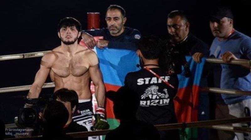 Азербайджанский боец выиграл турнир в Японии со сломанной рукой