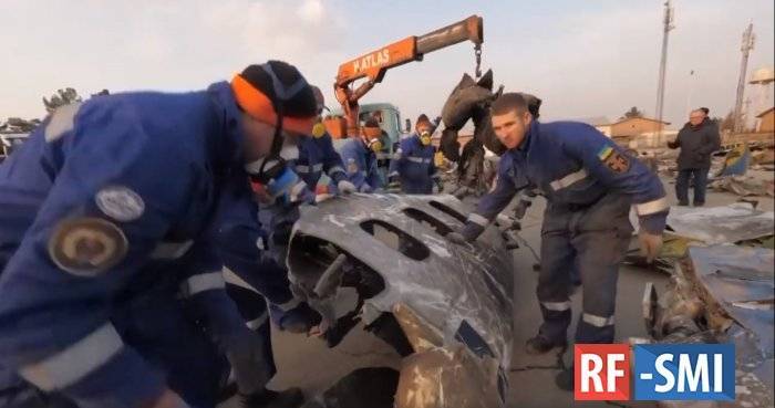 Украинские спасатели возвращаются из Ирана, эксперты остаются