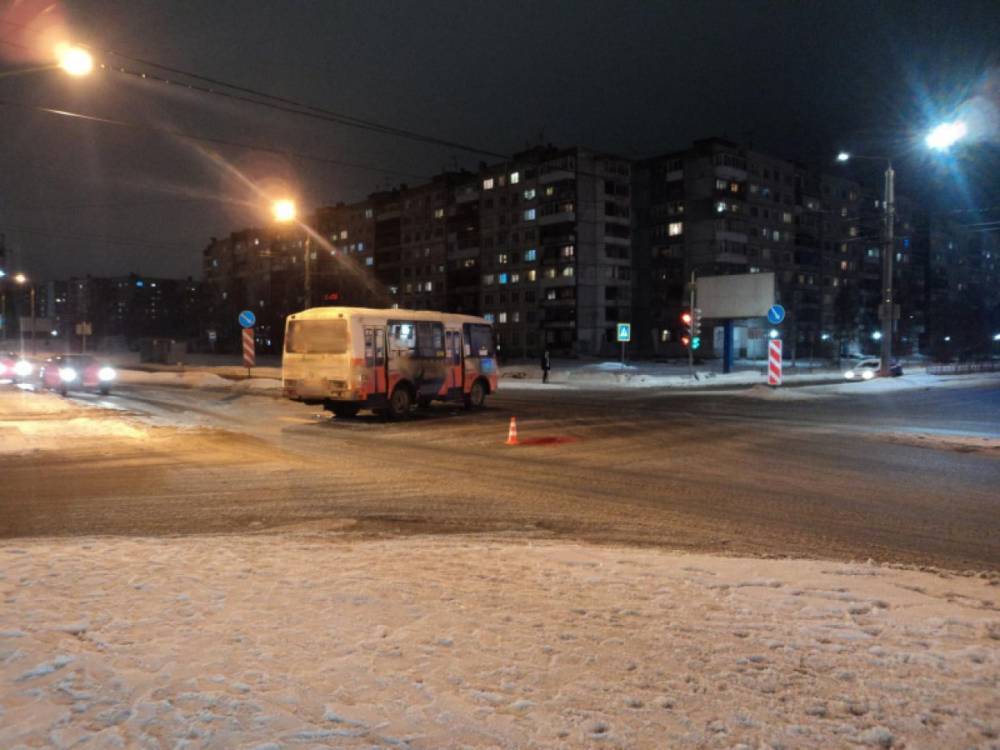 В Архангельске автобус насмерть сбил 73-летнюю пенсионерку