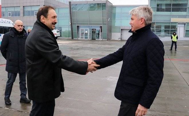 Песошин встретил прилетевшего в Казань министра спорта РФ
