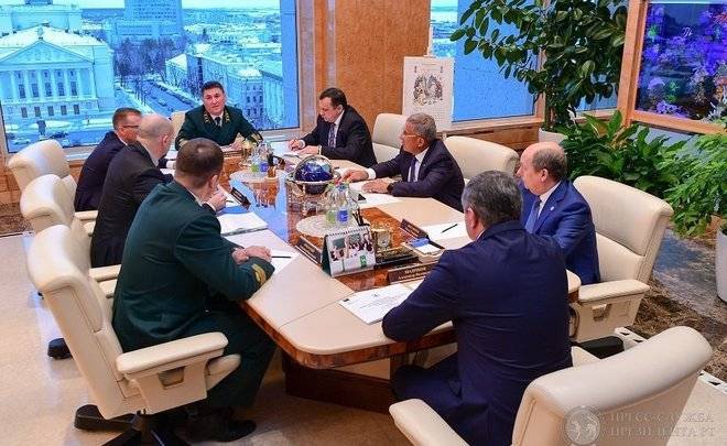 Минниханов обсудил с главой Рослесхоза борьбу с лесными пожарами