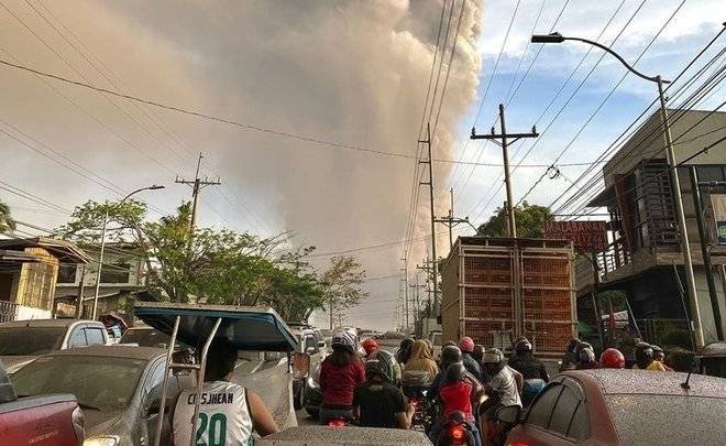 Туристы из Казани застряли на Филиппинах из-за извержения вулкана
