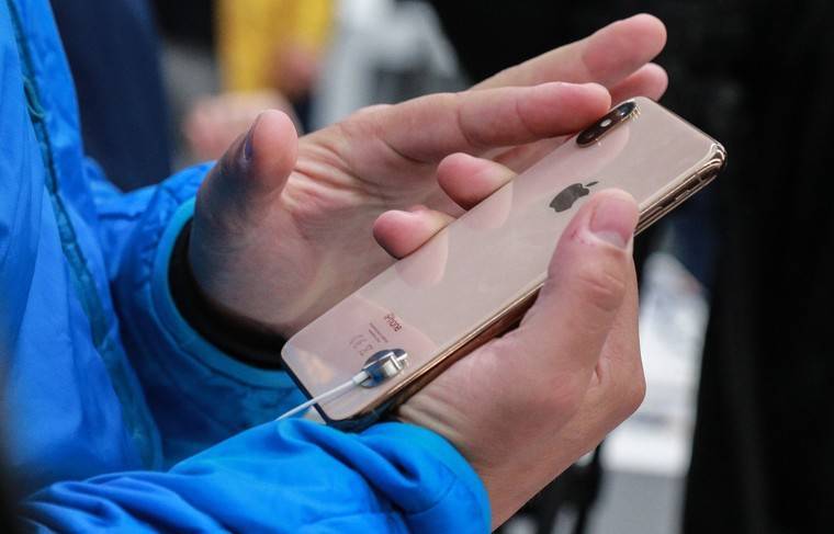 Apple может представить обновлённый iPhone 8 с поддержкой Face ID