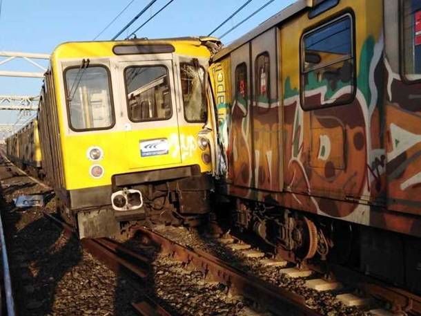 В Неаполе столкнулись три поезда метро, минимум 13 пострадавших - Cursorinfo: главные новости Израиля