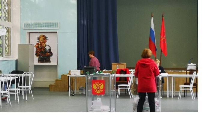 Новые избиркомы Петербурга проведут довыборы в ЗакС