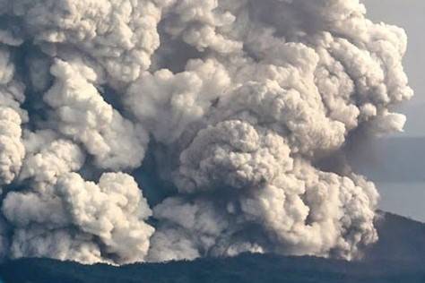 Россиян предупредили об опасности из-за извержения вулкана на Филиппинах