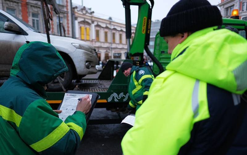 Штрафы за парковку в Москве проверят из-за задержек Росреестра