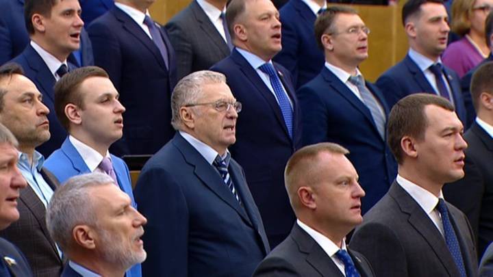 Жириновский: у России слишком длинный гимн