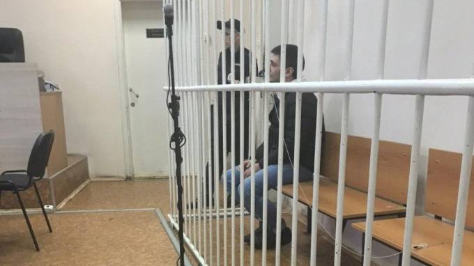 В Петербурге мужчина получил условный срок за пальбу из окна автомобиля