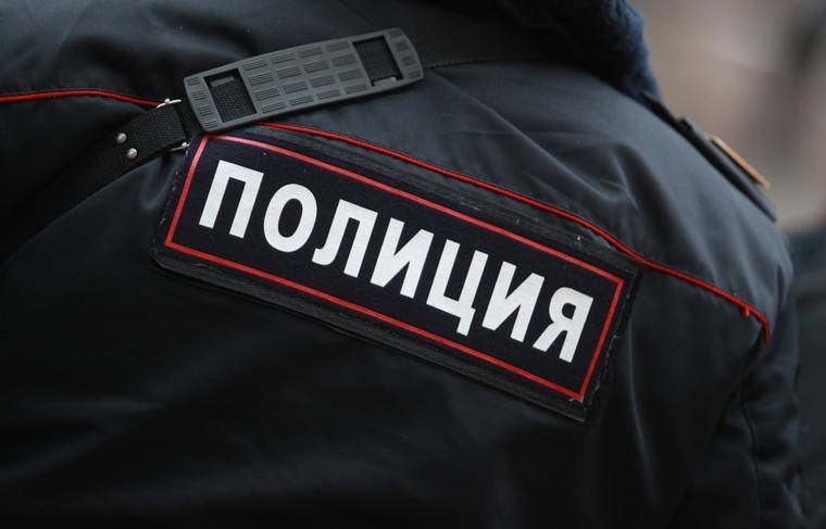 Пьяный мужчина напал с ножом на попутчиков в поезде в Крыму