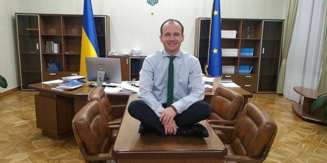 Украинский министр Малюська начислил себе премию размером с годовой оклад