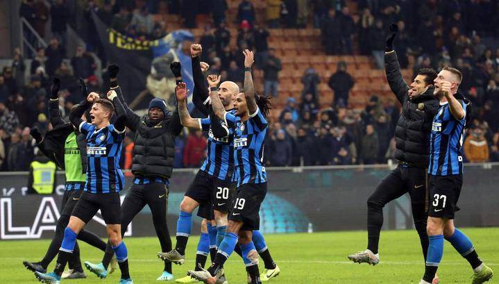 "Интер", "Лацио" и "Наполи" вышли в четвертьфинал Кубка Италии