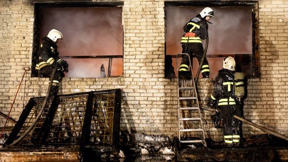 В Уфе после взрыва газа в жилом доме пострадали три человека