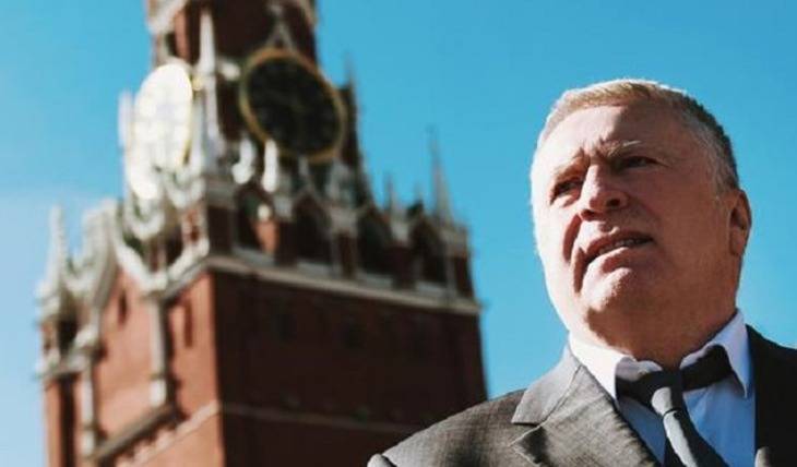 Владимир Жириновский предложил сократить гимн РФ