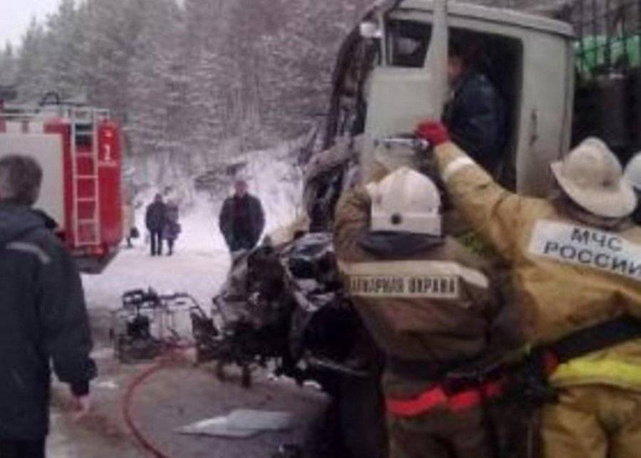 Семь человек пострадали в ДТП с автобусом в Тюменской области
