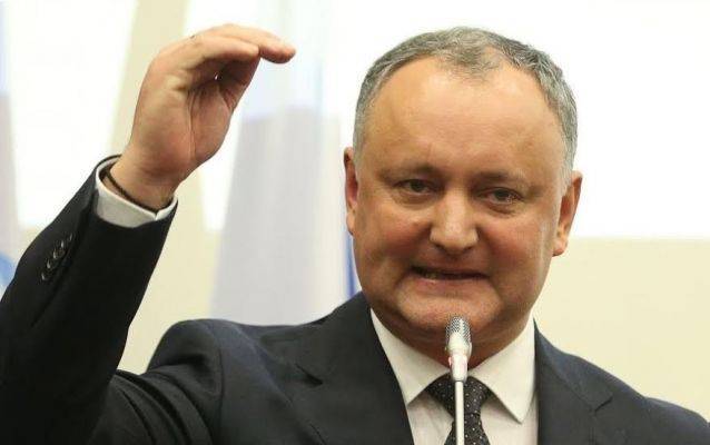 Президент Молдавии обещает вернуть Плахотнюка домой в наручниках