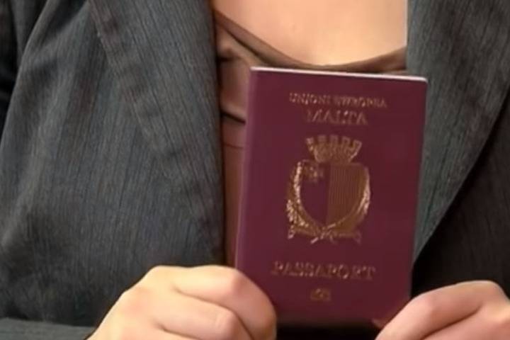 Мальта раскрыла россиян, получивших «золотые паспорта»
