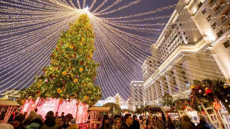 Россияне назвали сумму, потраченную на новогодние праздники