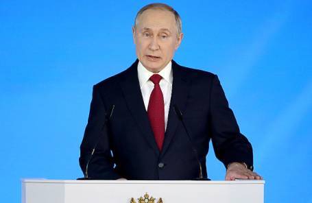 Путин предложил назначить ежемесячные выплаты на детей от трех до семи лет с 1 января 2020 года