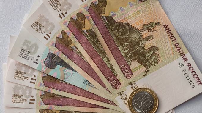 Центробанк России намерен банкротить петербургский "Невский банк"