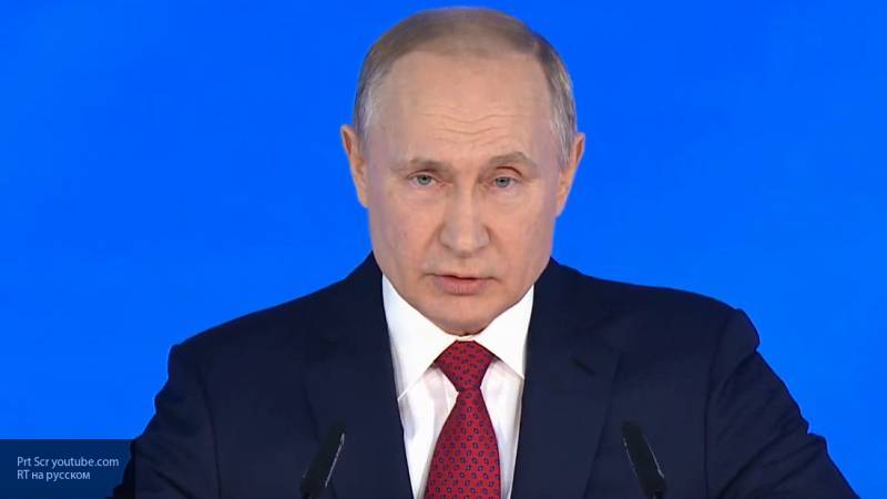 Путин рассказал о создании архива исторических материалов в честь 75-летие победы в ВОВ