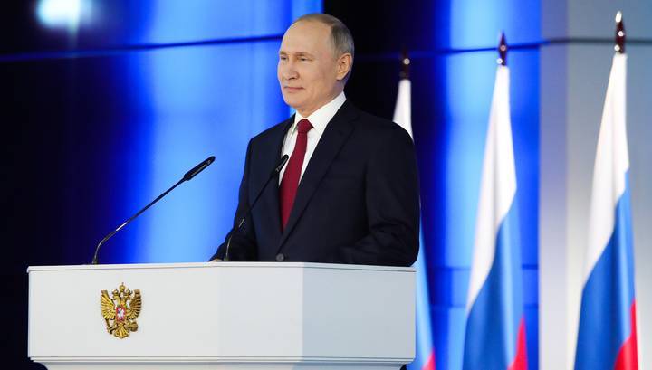 Путин объявил о широкомасштабной финансовой поддержке семей