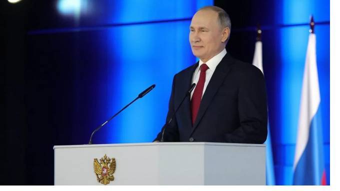 Путин заявил, что в России стартует проект "Доступный интернет". Россияне получат бесплатный доступ к сервисам
