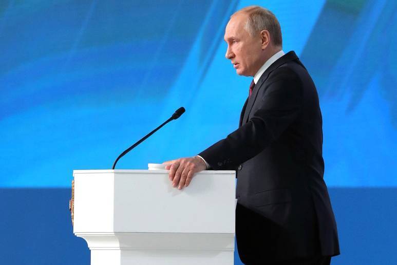 Путин выступил за передачу Госдуме права утверждать главу правительства