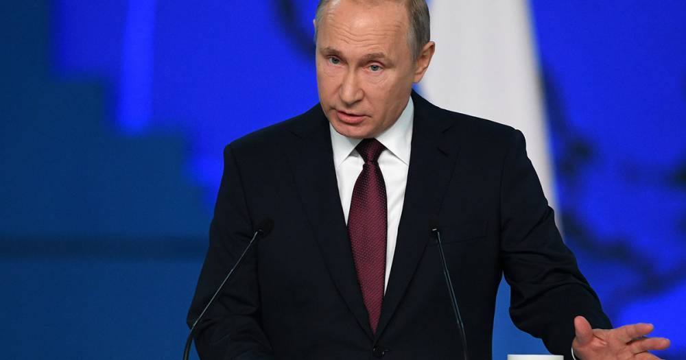 Владимир Путин пообещал давать семьям 466 тыс. рублей за первенца