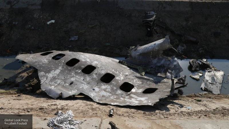 345 тысяч долларов получат семьи погибших в авиакатастрофе в Иране
