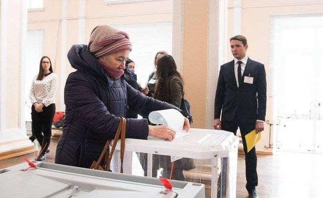 Стала известна возможная дата голосования по предложенным Путиным поправкам в Конституцию