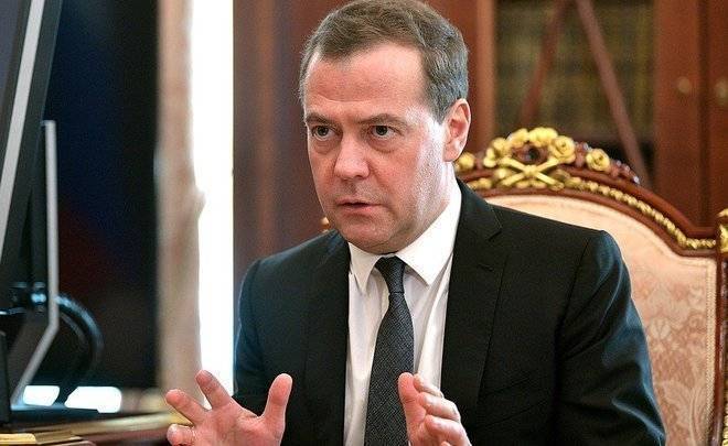 Медведев установил рекорд по пребыванию на посту премьера