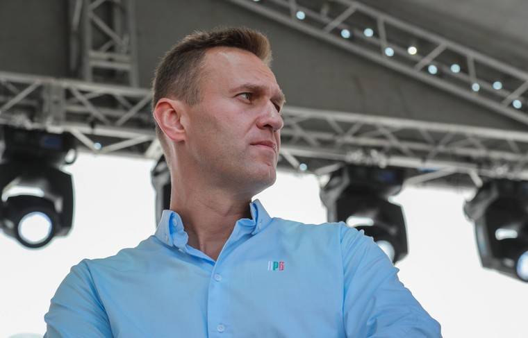 Суд взыскал с Навального 2,3 млн рублей в пользу прокуратуры