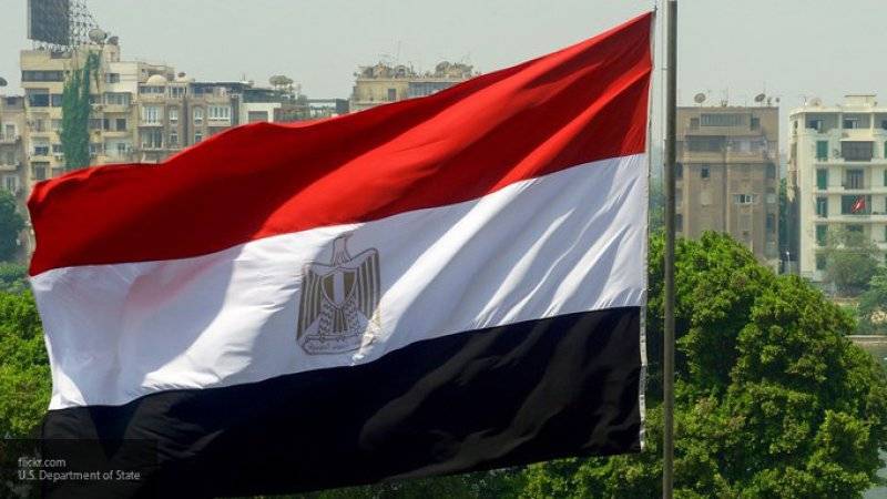 СМИ сообщили, что египетский истребитель разбился во время тренировочного полета