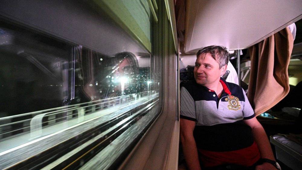 Поезда из Петербурга в Крым начали ходить в режиме «через день