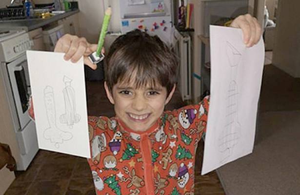Взрослые разглядели мужские гениталии в детском рисунке тыквы