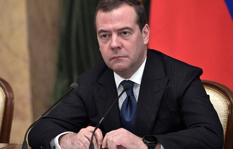 Медведев готовил реформу политической системы